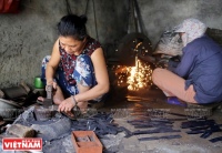 Tại Sao Dung Chuôi Dao Gỗ Xoan